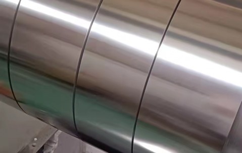 黃雨婷發(fā)文人間清醒